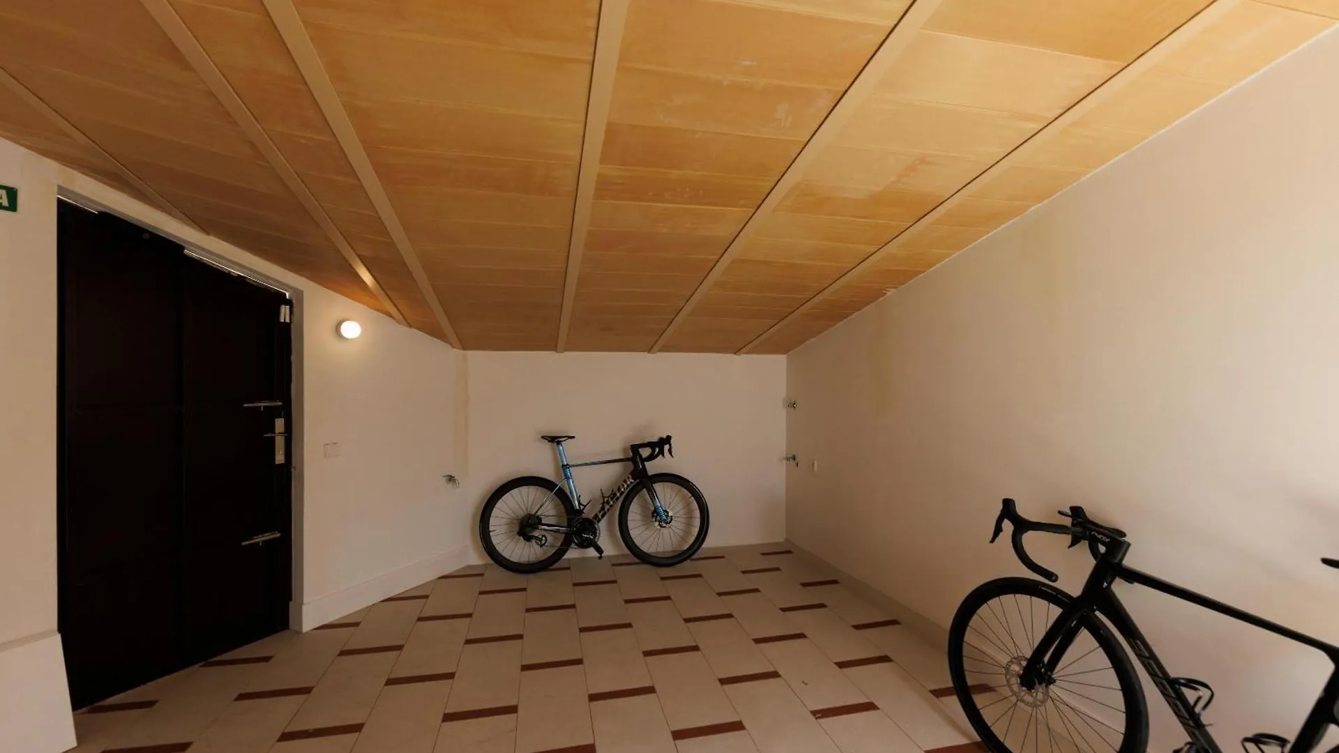 Bravissimo Vivaldi 4-5C, Monthly Apartment Girona 0*,  Španělsko