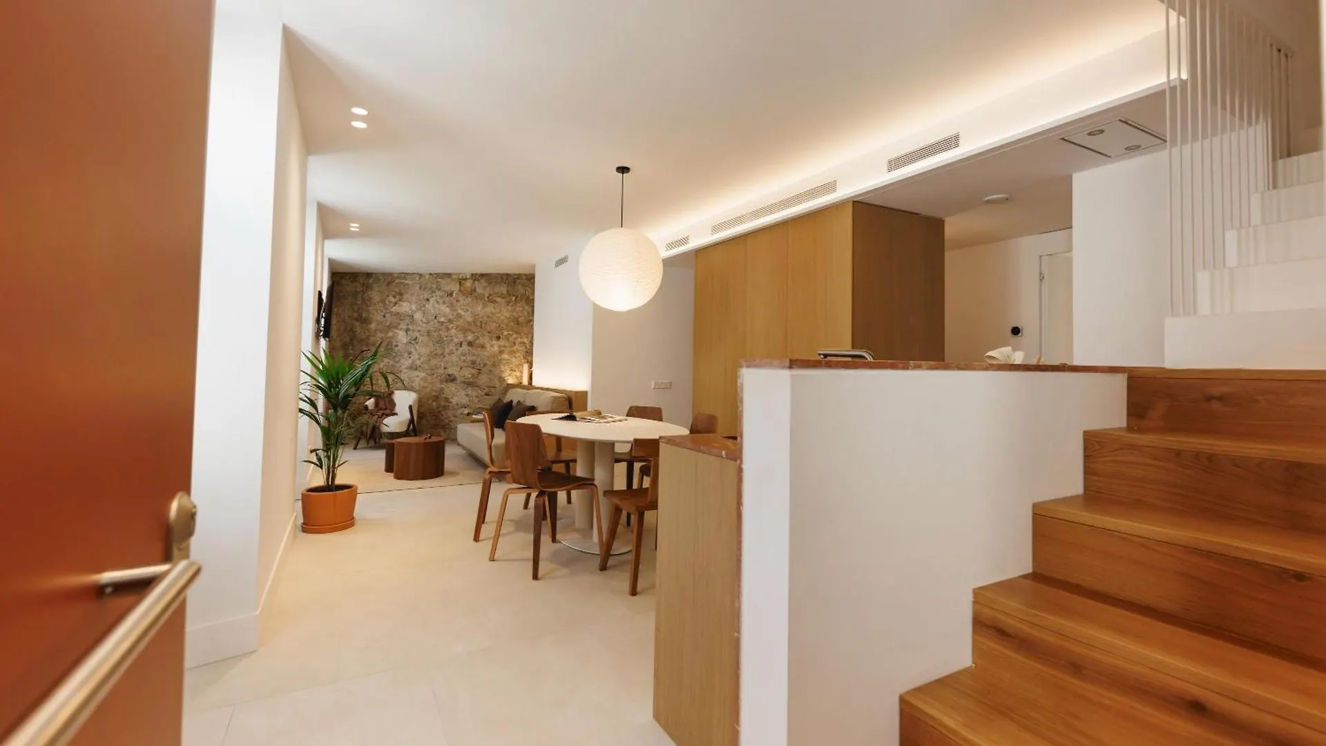 Bravissimo Vivaldi 4-5C, Monthly Apartment 지로나